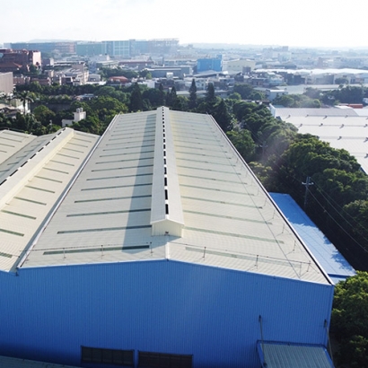 新建鐵皮屋頂隔熱.jpg 新建鐵皮屋頂隔熱.jpg